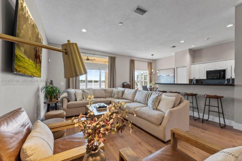 House in Weston, Florida 4 bedrooms, 196.49 sq.m. № 2041750 - photo 9