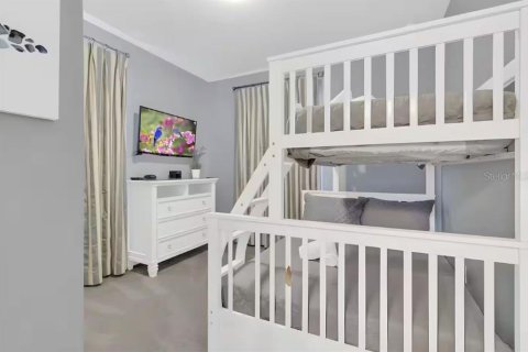 Casa en venta en Kissimmee, Florida, 6 dormitorios, 262.17 m2 № 1917056 - foto 21