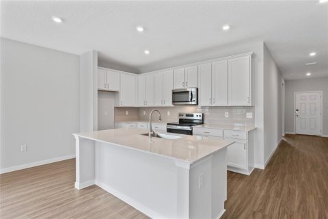 Casa en venta en Palm Coast, Florida, 4 dormitorios, 187.2 m2 № 1854151 - foto 2