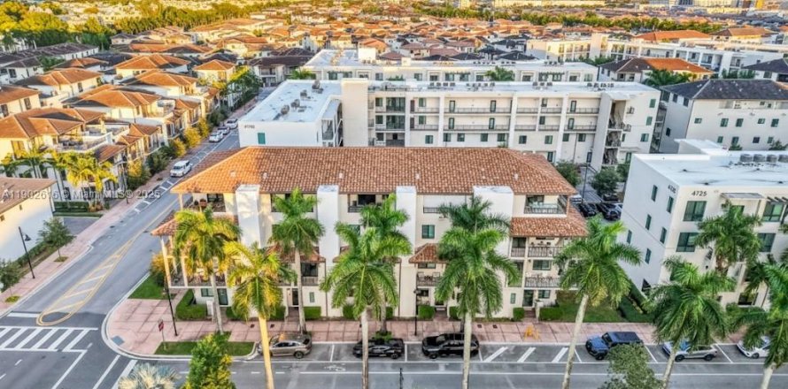 Adosado en URBANA en Doral, Florida 3 dormitorios, 273.69 m2 № 1953059