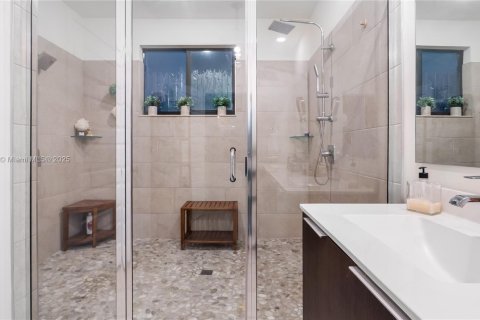 Adosado en venta en Doral, Florida, 3 dormitorios, 273.69 m2 № 1953059 - foto 26