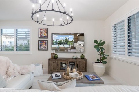 Adosado en venta en Doral, Florida, 3 dormitorios, 273.69 m2 № 1953059 - foto 8