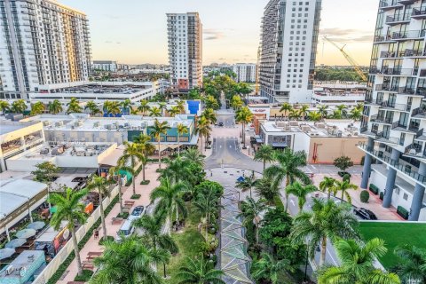 Adosado en venta en Doral, Florida, 3 dormitorios, 273.69 m2 № 1953059 - foto 4