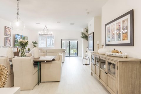 Adosado en venta en Doral, Florida, 3 dormitorios, 273.69 m2 № 1953059 - foto 14