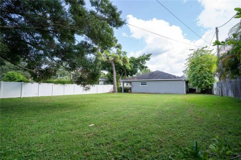 Villa ou maison à vendre à Saint Petersburg, Floride: 3 chambres, 132.2 m2 № 1905029 - photo 26