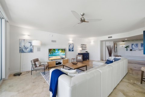 Copropriété à vendre à Fort Lauderdale, Floride: 3 chambres, 244.33 m2 № 2260117 - photo 11