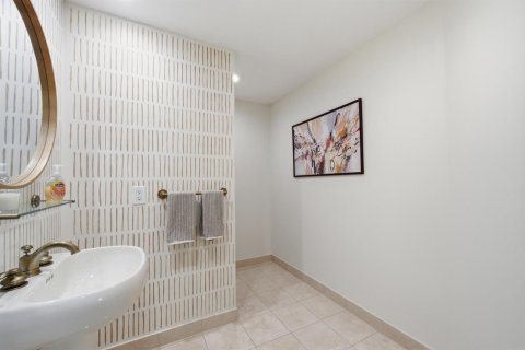 Copropriété à vendre à Fort Lauderdale, Floride: 3 chambres, 244.33 m2 № 2260117 - photo 30