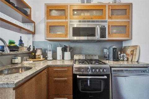Copropriété à vendre à Miami Beach, Floride: 1 chambre, 49.8 m2 № 1874810 - photo 8