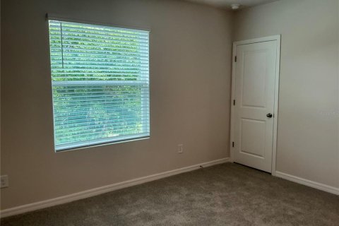 Touwnhouse à louer à Largo, Floride: 3 chambres, 155.43 m2 № 2427181 - photo 4