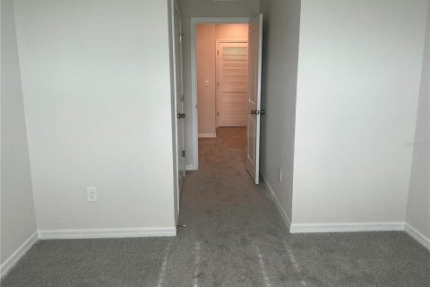 Touwnhouse à louer à Largo, Floride: 3 chambres, 155.43 m2 № 2427181 - photo 7