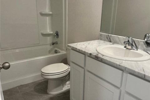 Touwnhouse à louer à Largo, Floride: 3 chambres, 155.43 m2 № 2427181 - photo 14
