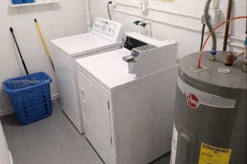 Copropriété à vendre à Hollywood, Floride: 1 chambre № 2040314 - photo 9