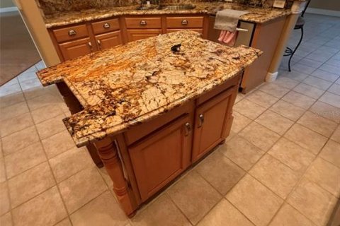 Casa en alquiler en Kissimmee, Florida, 4 dormitorios, 287.81 m2 № 2356184 - foto 15