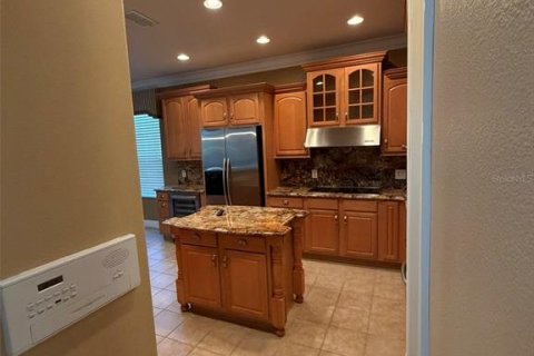 Casa en alquiler en Kissimmee, Florida, 4 dormitorios, 287.81 m2 № 2356184 - foto 22