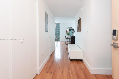 Condo in Miami, Florida, 2 bedrooms  № 1834418 - photo 28