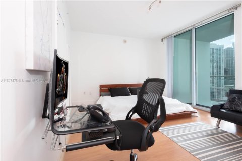 Condo in Miami, Florida, 2 bedrooms  № 1834418 - photo 17