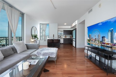 Condo in Miami, Florida, 2 bedrooms  № 1834418 - photo 9