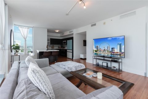 Condo in Miami, Florida, 2 bedrooms  № 1834418 - photo 10