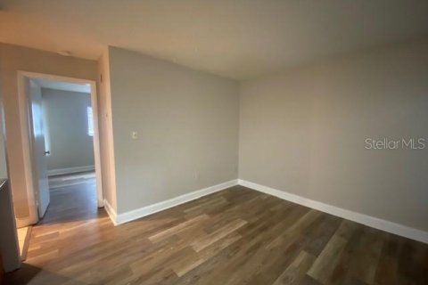 Condominio en alquiler en Tampa, Florida, 1 dormitorio, 45.89 m2 № 1854022 - foto 9