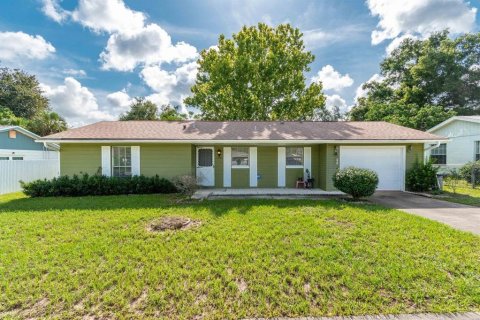 Casa en venta en Ocala, Florida, 2 dormitorios, 91.23 m2 № 1824867 - foto 1