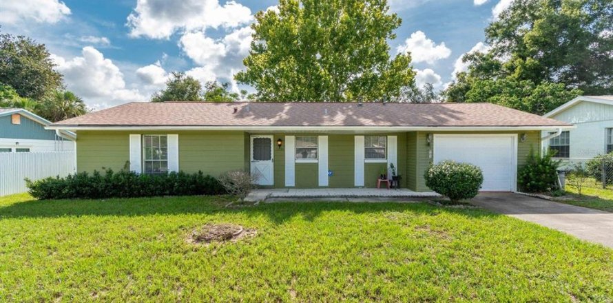 Villa ou maison à Ocala, Floride 2 chambres, 91.23 m2 № 1824867