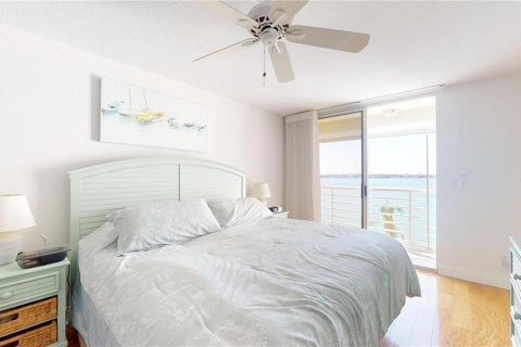 Condominio en venta en Saint Petersburg, Florida, 3 dormitorios, 127.74 m2 № 1778123 - foto 20