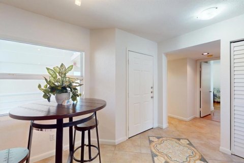 Condominio en venta en Saint Petersburg, Florida, 3 dormitorios, 127.74 m2 № 1778123 - foto 19