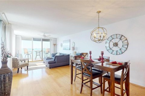 Condominio en venta en Saint Petersburg, Florida, 3 dormitorios, 127.74 m2 № 1778123 - foto 12
