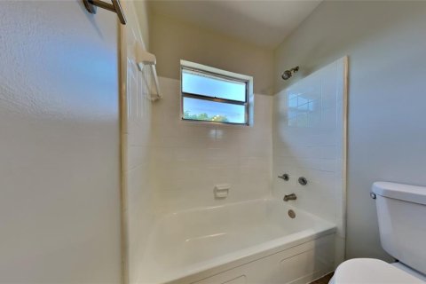Casa en venta en Orlando, Florida, 3 dormitorios, 111.02 m2 № 1916671 - foto 14