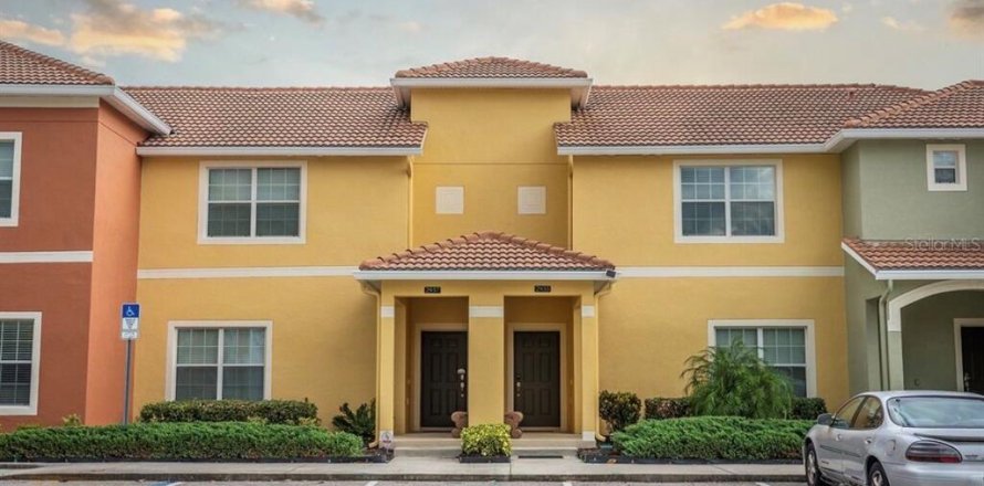 Touwnhouse à Kissimmee, Floride 4 chambres, 176.7 m2 № 2342511