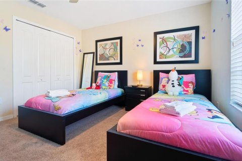 Touwnhouse à vendre à Kissimmee, Floride: 4 chambres, 176.7 m2 № 2342511 - photo 24