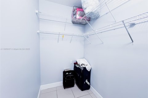 Condo in Homestead, Florida, 3 bedrooms  № 1950248 - photo 24