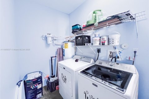 Condo in Homestead, Florida, 3 bedrooms  № 1950248 - photo 23