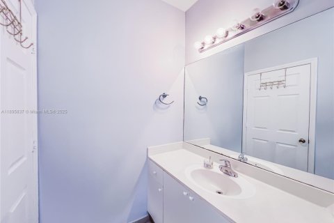 Condo in Homestead, Florida, 3 bedrooms  № 1950248 - photo 22
