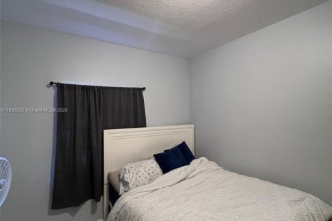 Снять в аренду кондоминиум в Хомстед, Флорида 3 спальни, 128.21м2, № 1950248 - фото 14