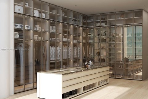 Condominio en venta en Sunny Isles Beach, Florida, 6 dormitorios, 836.12 m2 № 2012122 - foto 4