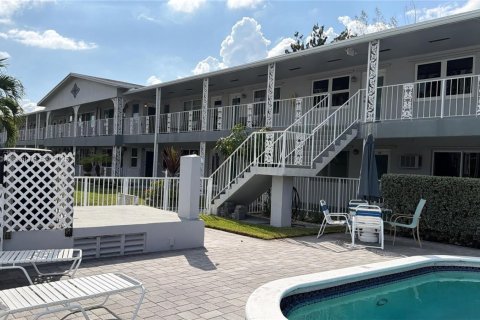 Condominio en alquiler en Hallandale Beach, Florida, 2 dormitorios, 98.48 m2 № 1974813 - foto 26