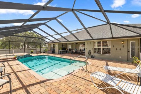 House in Ocala, Florida 3 bedrooms, 249.72 sq.m. № 1888491 - photo 9