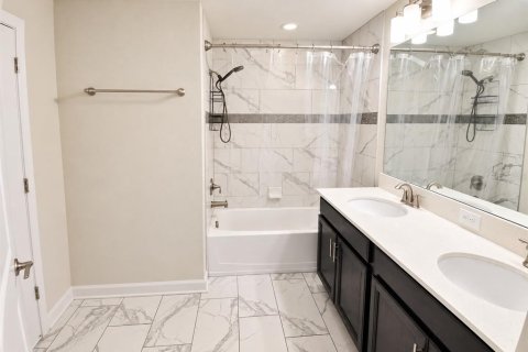 Touwnhouse à vendre à Davenport, Floride: 4 chambres, 176.7 m2 № 2408164 - photo 9