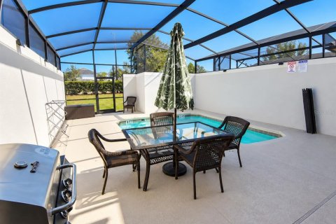 Touwnhouse à vendre à Davenport, Floride: 4 chambres, 176.7 m2 № 2408164 - photo 11