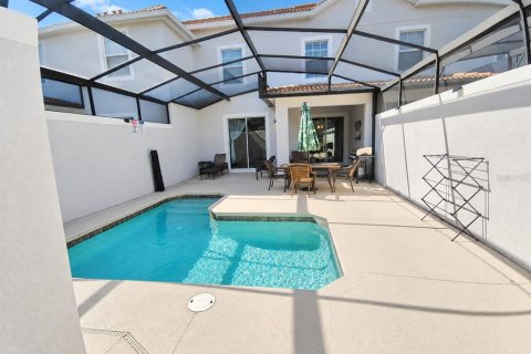 Touwnhouse à vendre à Davenport, Floride: 4 chambres, 176.7 m2 № 2408164 - photo 12