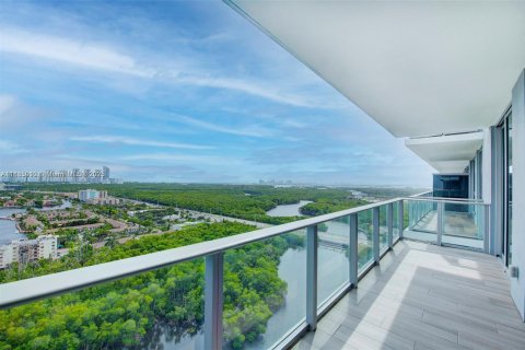 Condominio en alquiler en North Miami Beach, Florida, 2 dormitorios, 102.84 m2 № 2013602 - foto 7