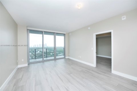 Condominio en alquiler en North Miami Beach, Florida, 2 dormitorios, 102.84 m2 № 2013602 - foto 6