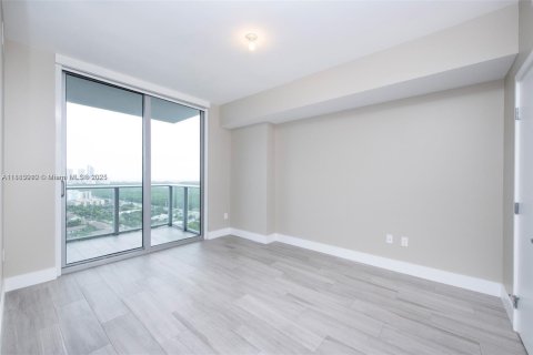 Condominio en alquiler en North Miami Beach, Florida, 2 dormitorios, 102.84 m2 № 2013602 - foto 15
