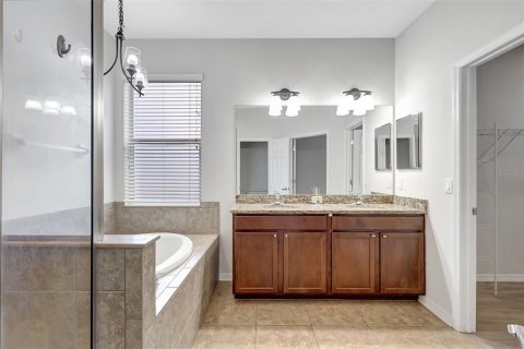 Villa ou maison à vendre à Ellenton, Floride: 3 chambres, 246.47 m2 № 1690680 - photo 21