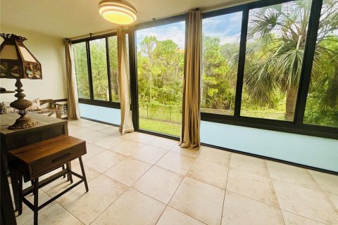 Condominio en venta en Tamarac, Florida, 2 dormitorios, 137.5 m2 № 1888314 - foto 19