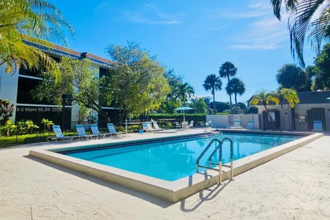 Condominio en venta en Tamarac, Florida, 2 dormitorios, 137.5 m2 № 1888314 - foto 27