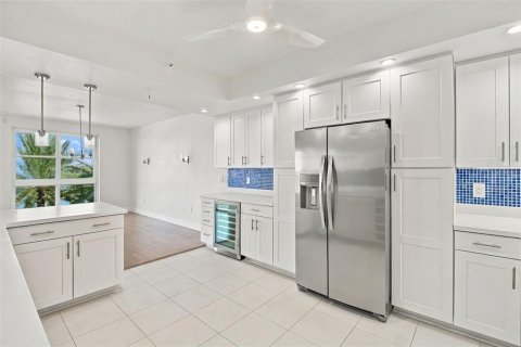 Copropriété à vendre à Saint Petersburg, Floride: 2 chambres, 170.29 m2 № 2409833 - photo 15