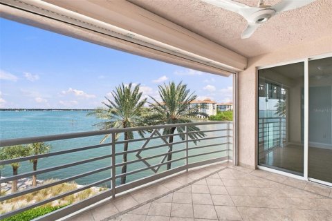 Copropriété à vendre à Saint Petersburg, Floride: 2 chambres, 170.29 m2 № 2409833 - photo 24