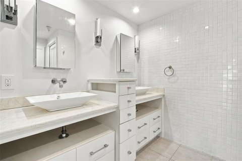 Copropriété à vendre à Saint Petersburg, Floride: 2 chambres, 170.29 m2 № 2409833 - photo 26